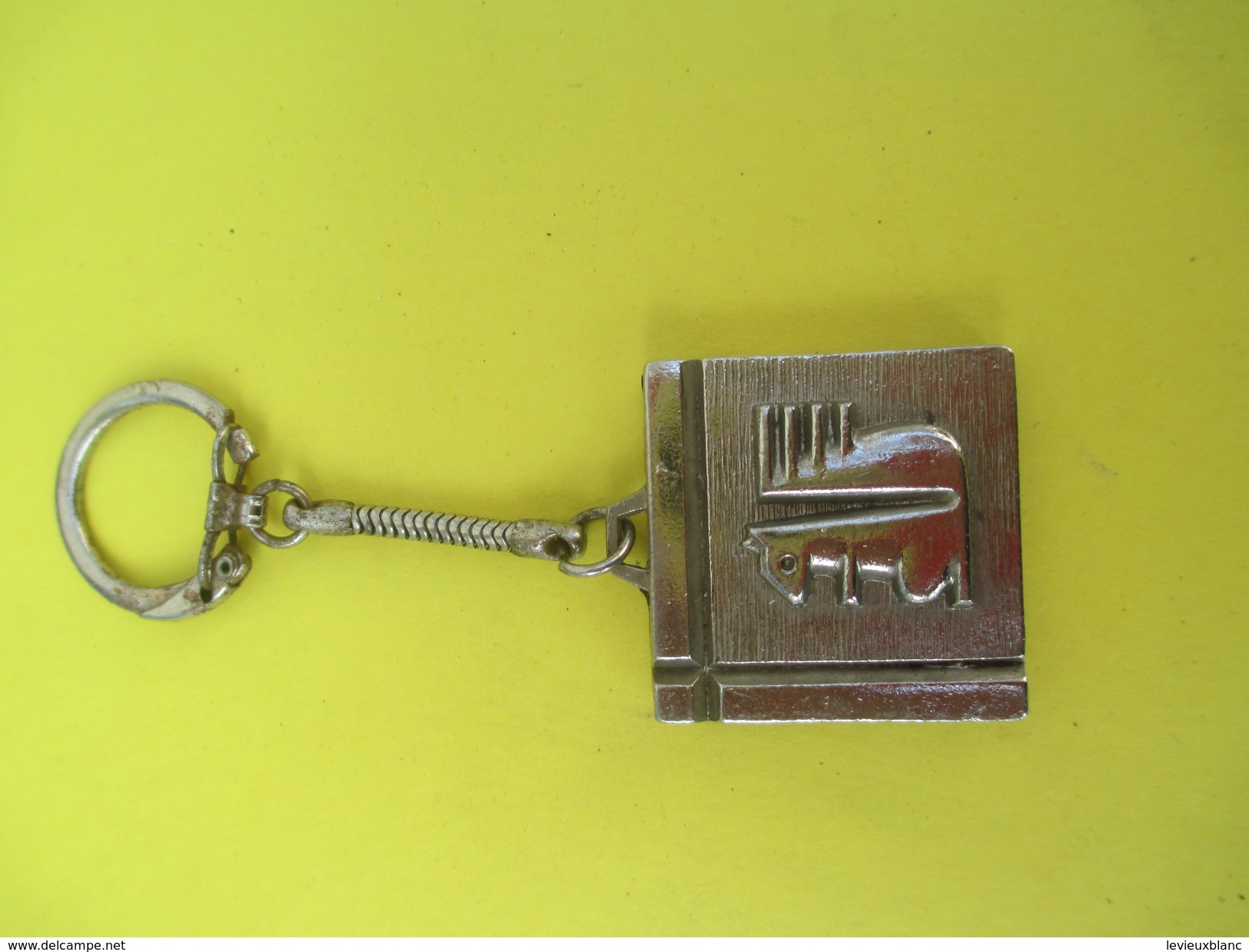 Porte-clé Métallique/Banque / Caisse D'Epargne L'Ecureuil /Années 1960-1970  POC230 - Key-rings