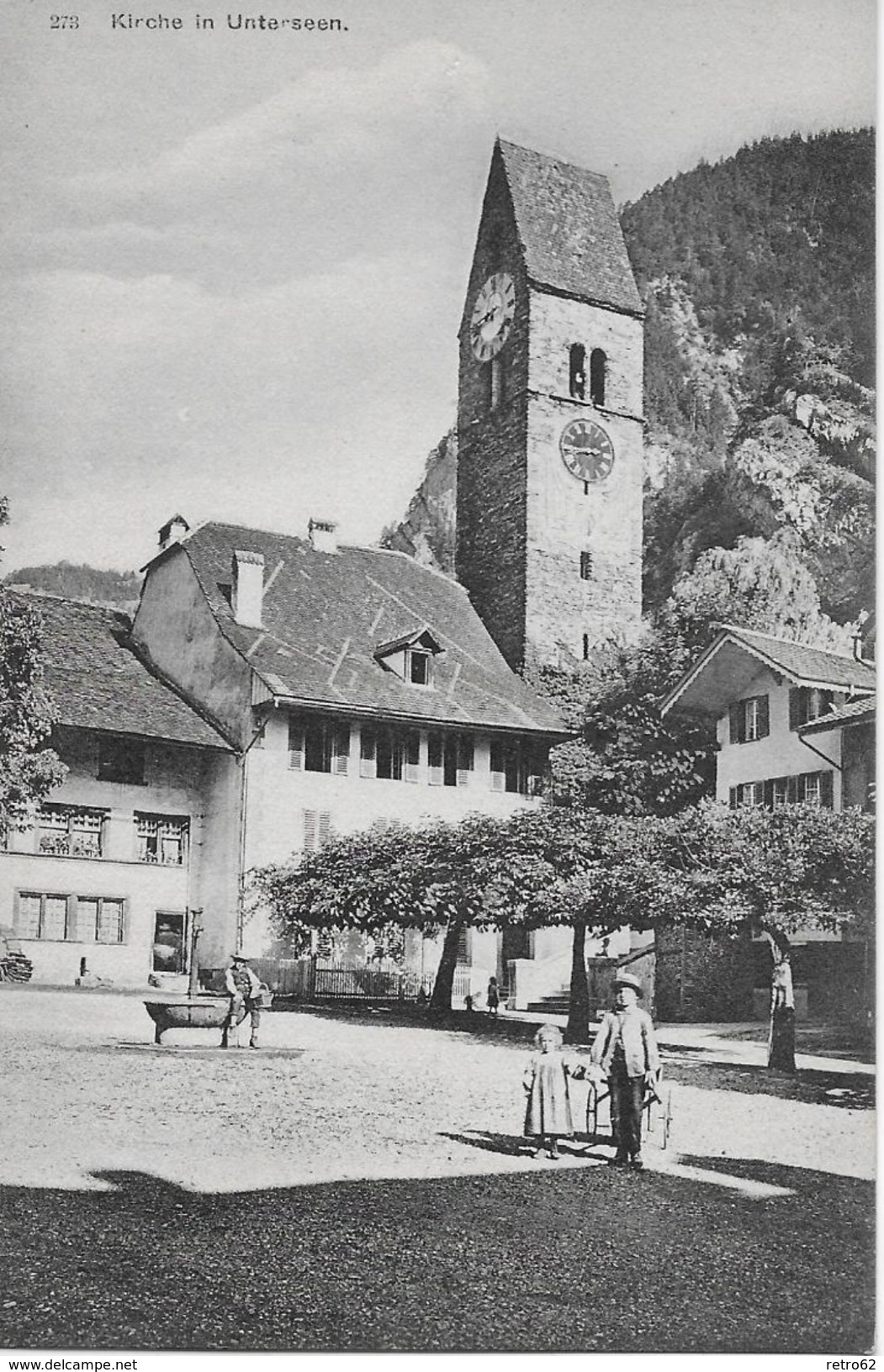 UNTERSEEN &rarr; Kirche Mit Kindern Auf Dem Dorfplatz, Ca.1910 - Unterseen