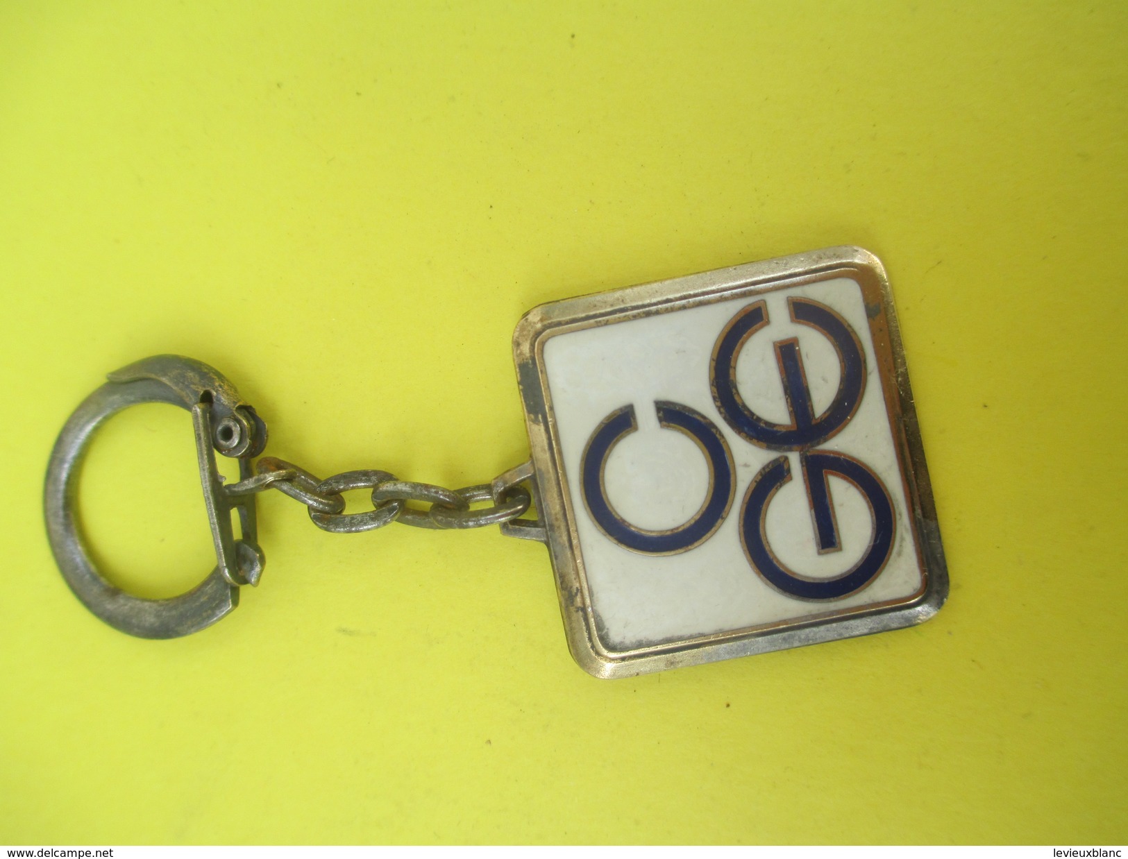 Porte-clé Métallique/Energie / CGE/ DOUALA/Cameroun  /Années 1960-1970            POC247 - Porte-clefs