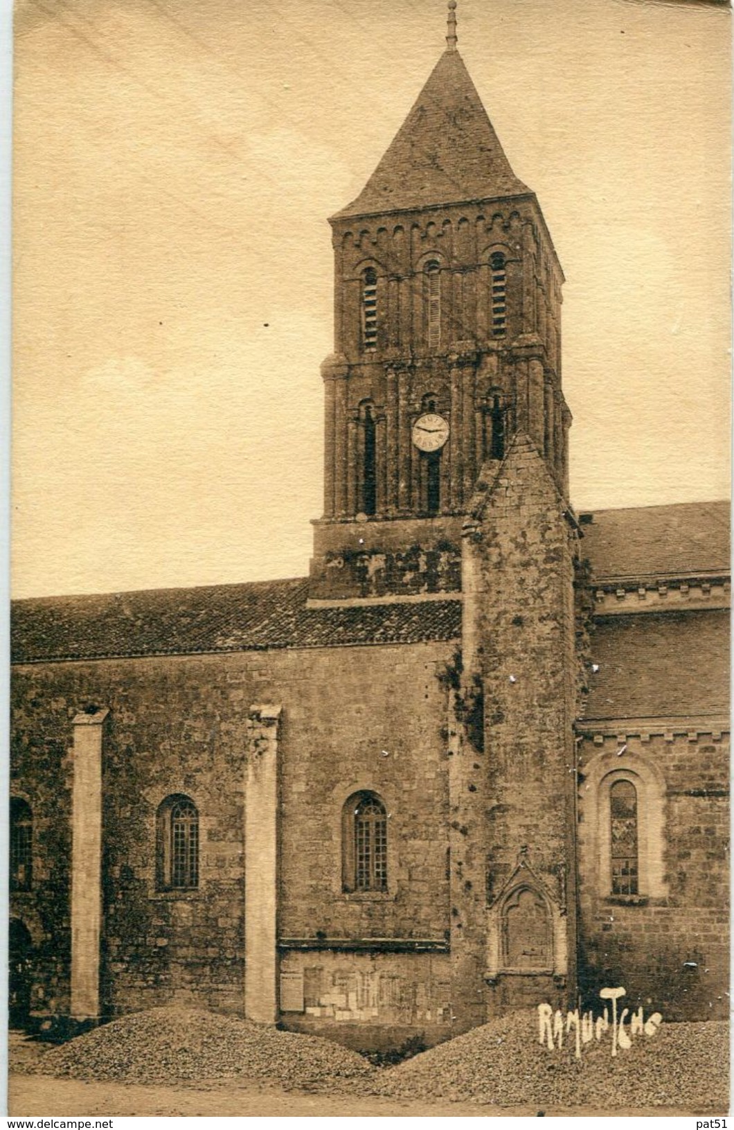 85 - Saint Hilaire Des Loges : Eglise Romane - Saint Hilaire Des Loges