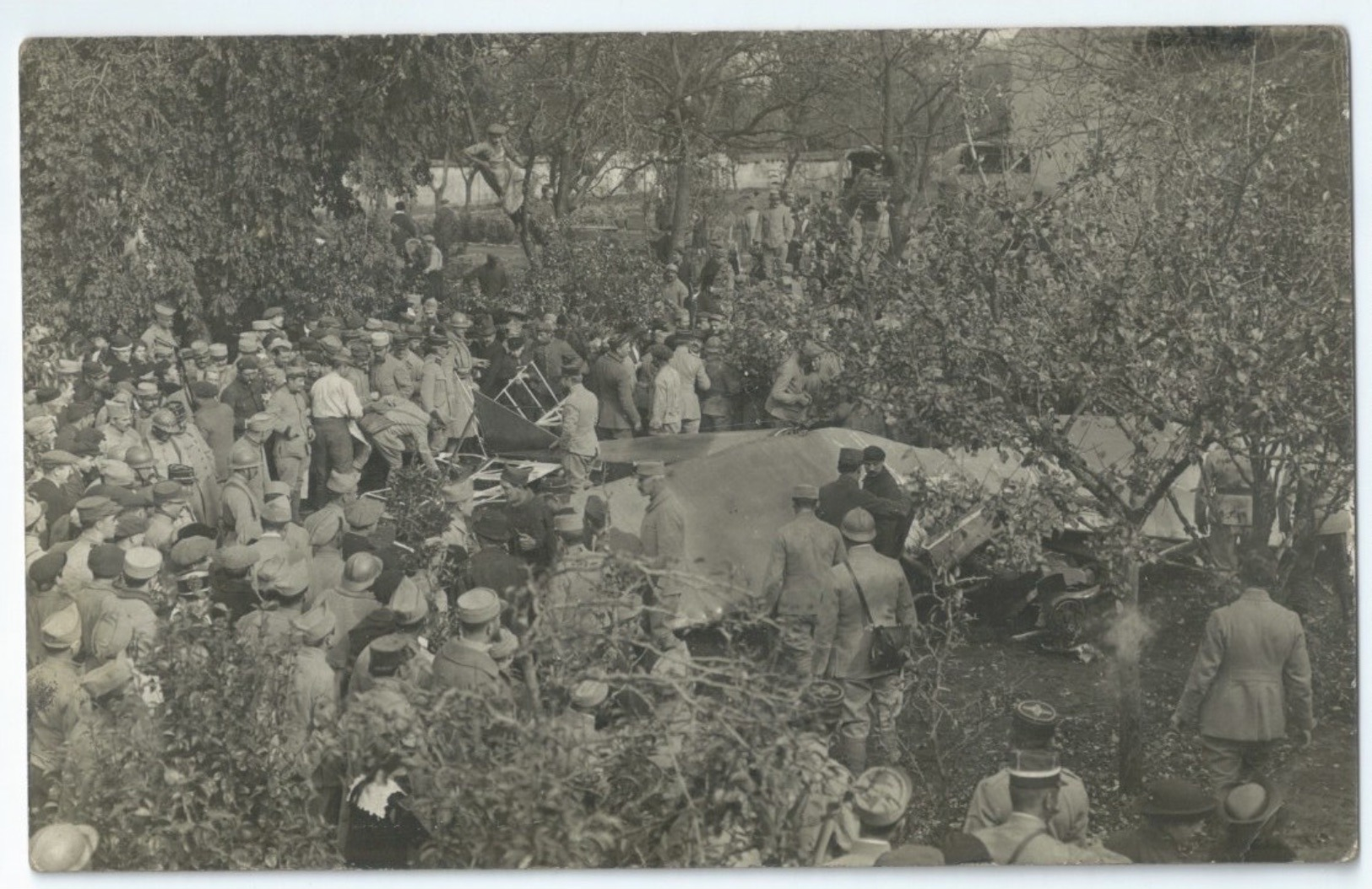 90 - BELFORT - AVION ALLEMAND ABATTU - CARTE PHOTO - LIRE LE TEXTE JOINT - Otros & Sin Clasificación