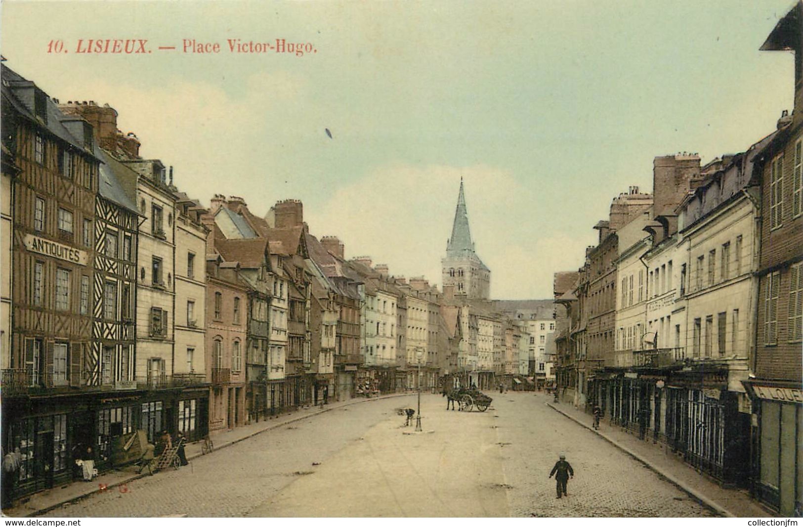 CPA FRANCE 14 "Lisieux, Place Victor Hugo" - Lisieux