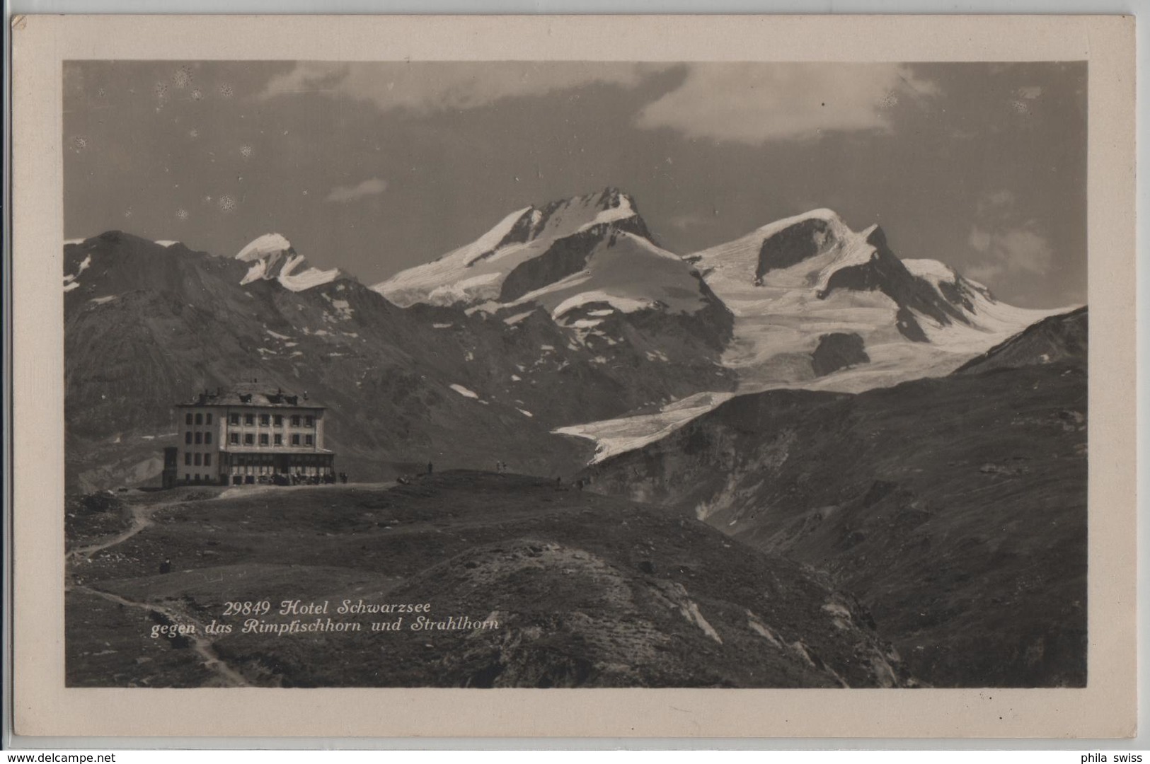 Hotel Schwarzsee Gegen Das Rimpfischhorn Und Strahlhorn - Photo: Wehrli - Autres & Non Classés