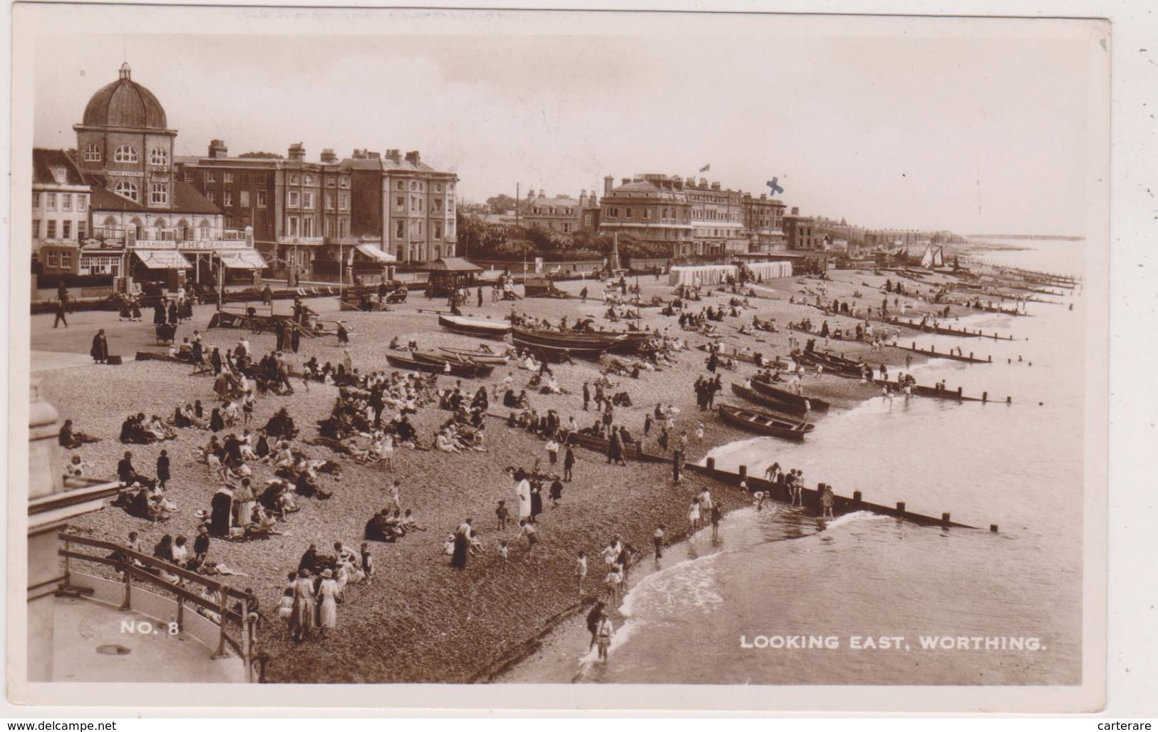 Cpa,ANGLETERRE EN 1934,EAST SUSSEX,prés Londre,brighton,WORTHING, La Plage ,the Family,station Thermale - Worthing