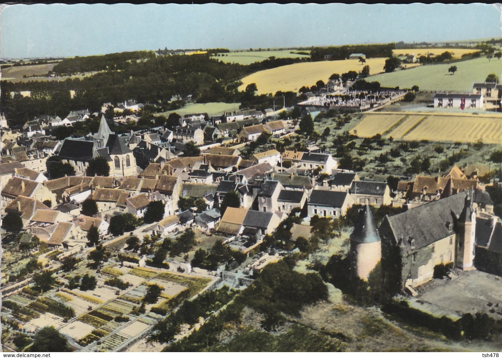 37----GENILLE---vue Aérienne---voir 2 Scans - Genillé