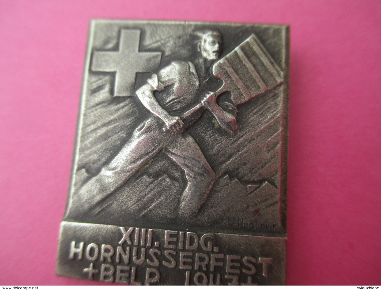 Insigne à épingle /Suisse/ XIII EIDG.Hornusserfest/+ BELT 1947+/ 1947    MED145 - Sonstige & Ohne Zuordnung