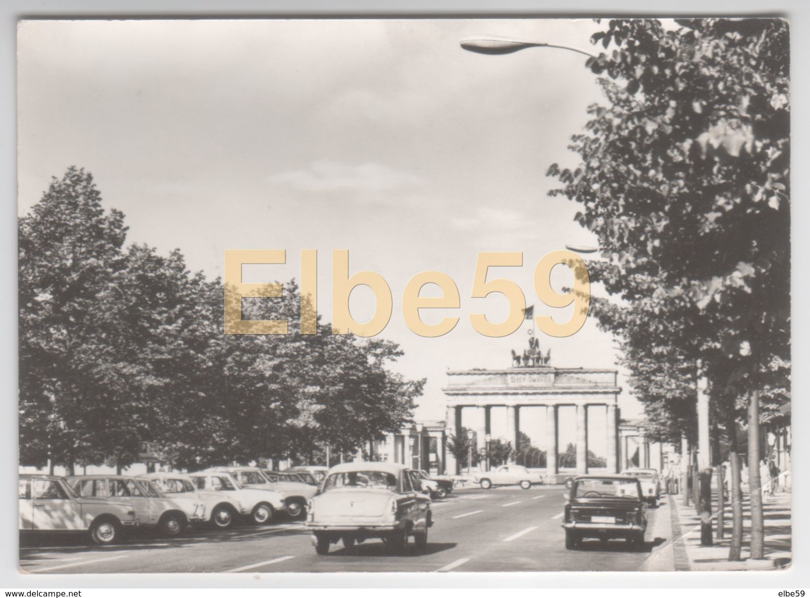 Berlin, Brandenburger Tor, Wagen, Gaz Volga M21, FIAT 125, Gelaufen 1974, Briefm. DDR - Porta Di Brandeburgo