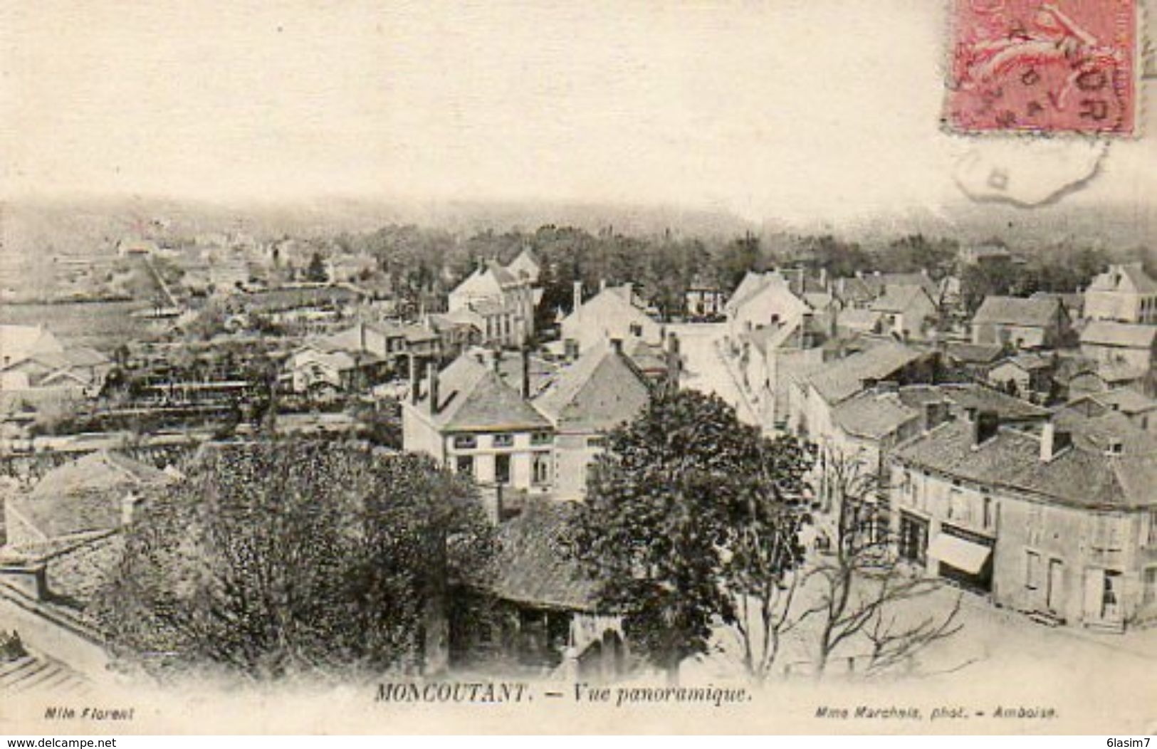 CPA - MONCOUTANT (79) - Aspect Du Bourg Au Début Du Siècle - Moncoutant