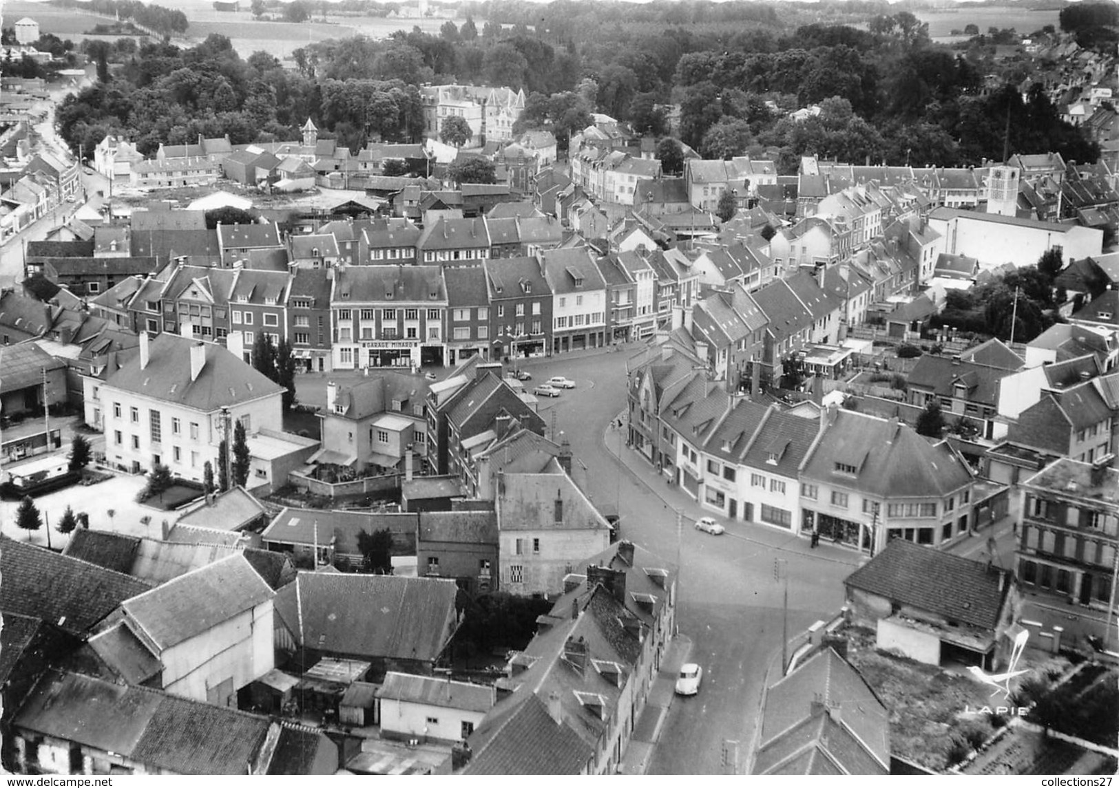 60-BRETEUIL-SUR-NOYE- CENTRE VILLE , VUE DU CIEL - Breteuil