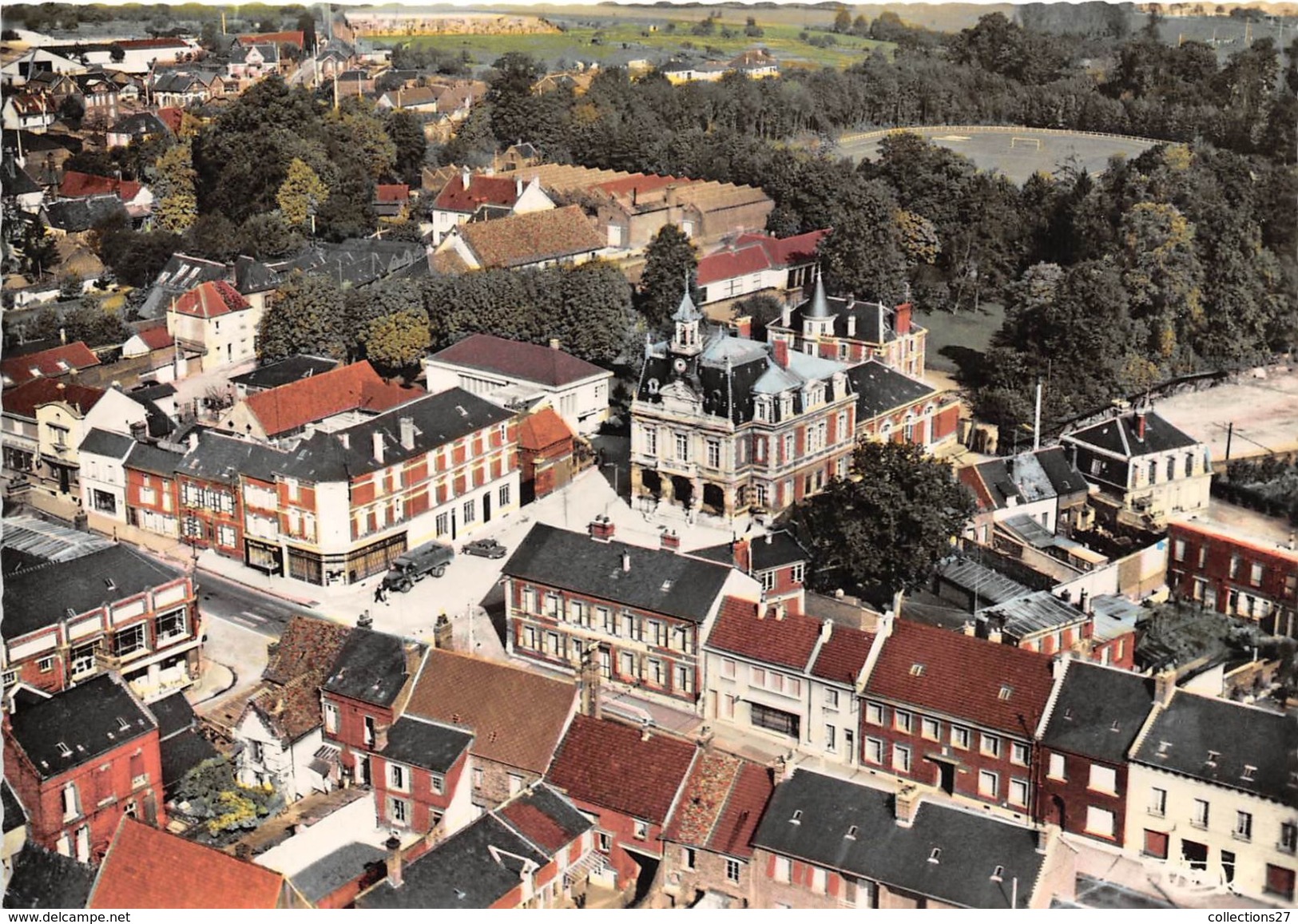 60-SAINT-JUST-EN-CHAUSSEE- VUE AERIENNE - Saint Just En Chaussee