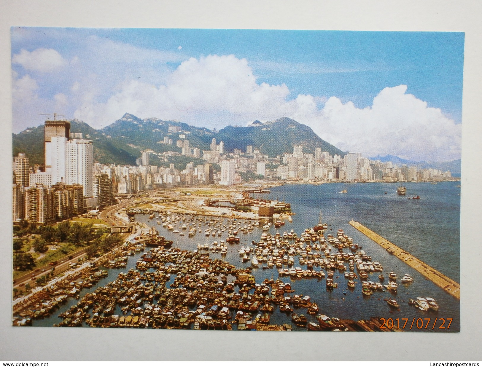 Postcard Victoria Looking Down From East District Hong Kong My Ref B21682 - China (Hongkong)