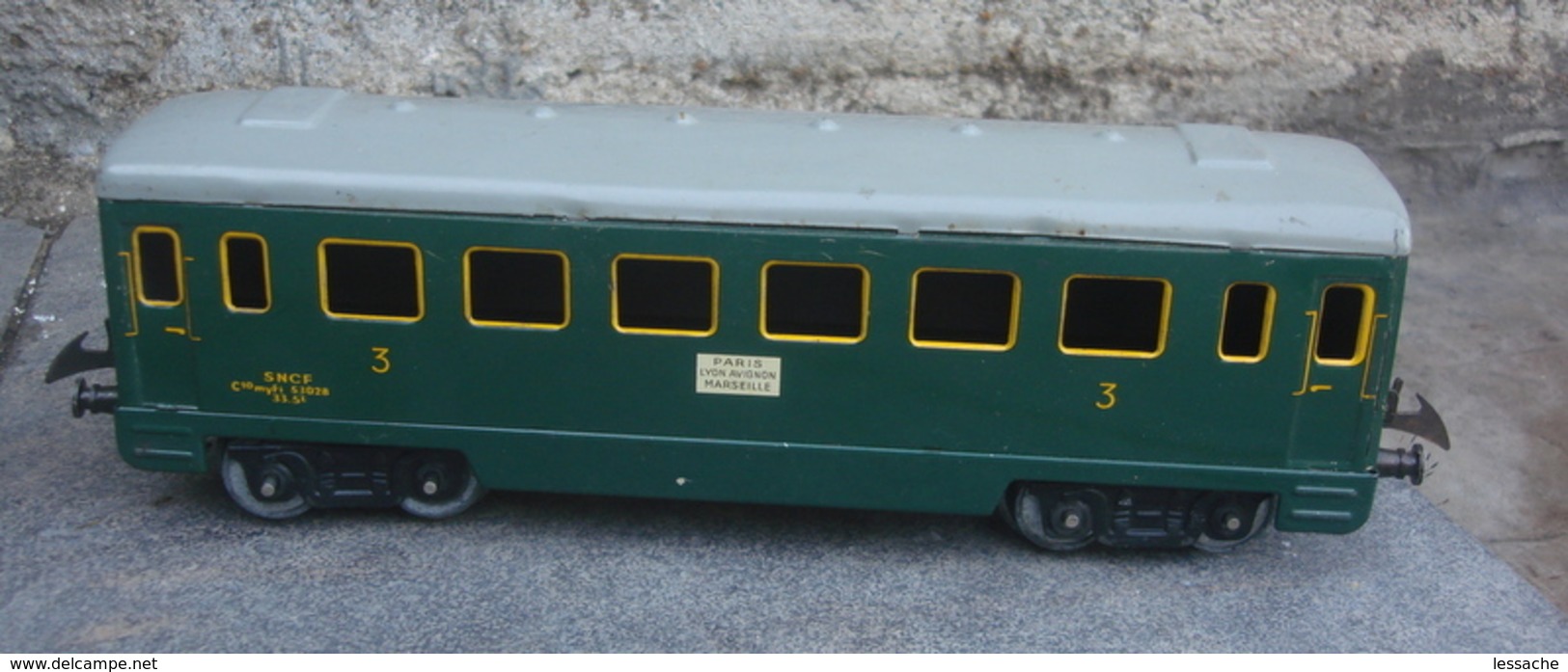 Trains Hornby Wagon Voyageurs 3 ème Classe - Coches De Viaje