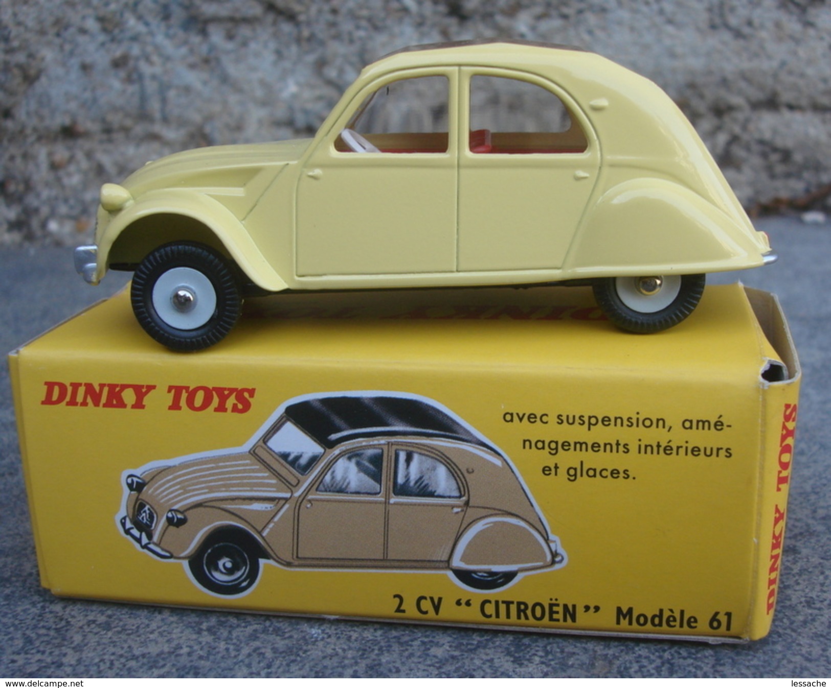 2 CV Dinky Toys , Atlas - Dinky