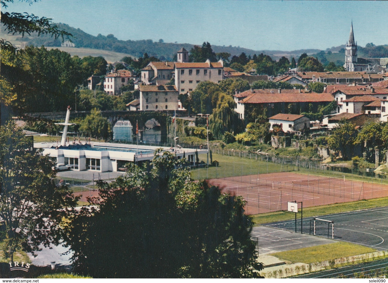 CP  64  SAINT -PALAIS   894  Vue  Gènèrale ( Pont Sur La  Bidouze , Parc   Des  Sports ,piscine ) - Saint Palais