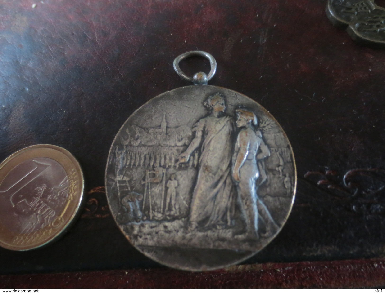 MEDAILLE - LES MUREAUX - 1913-   Voir Photos - Professionnels / De Société