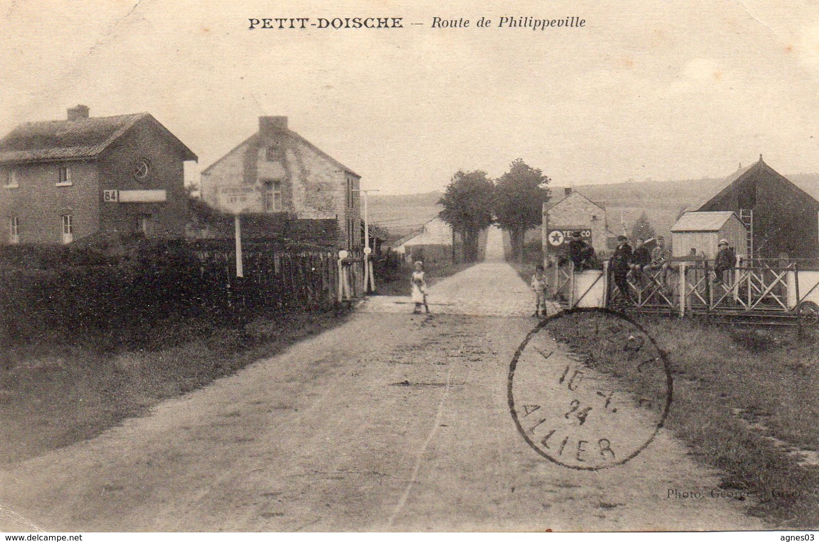 PETIT  DOISCHE   -  Route De Philippeville - Autres & Non Classés