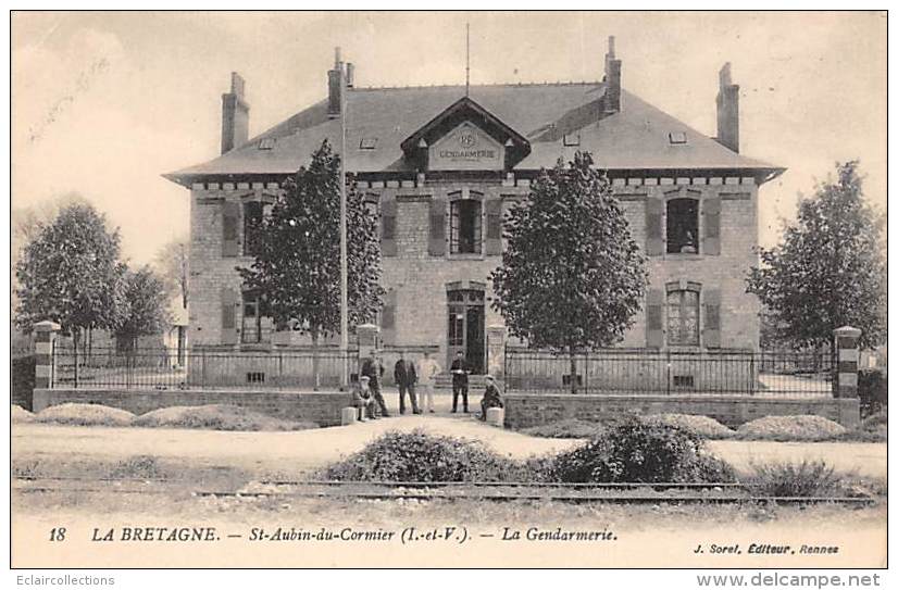 Saint Aubin Du Cormier       35        La Gendarmerie     ( Voir Scan) - Andere & Zonder Classificatie