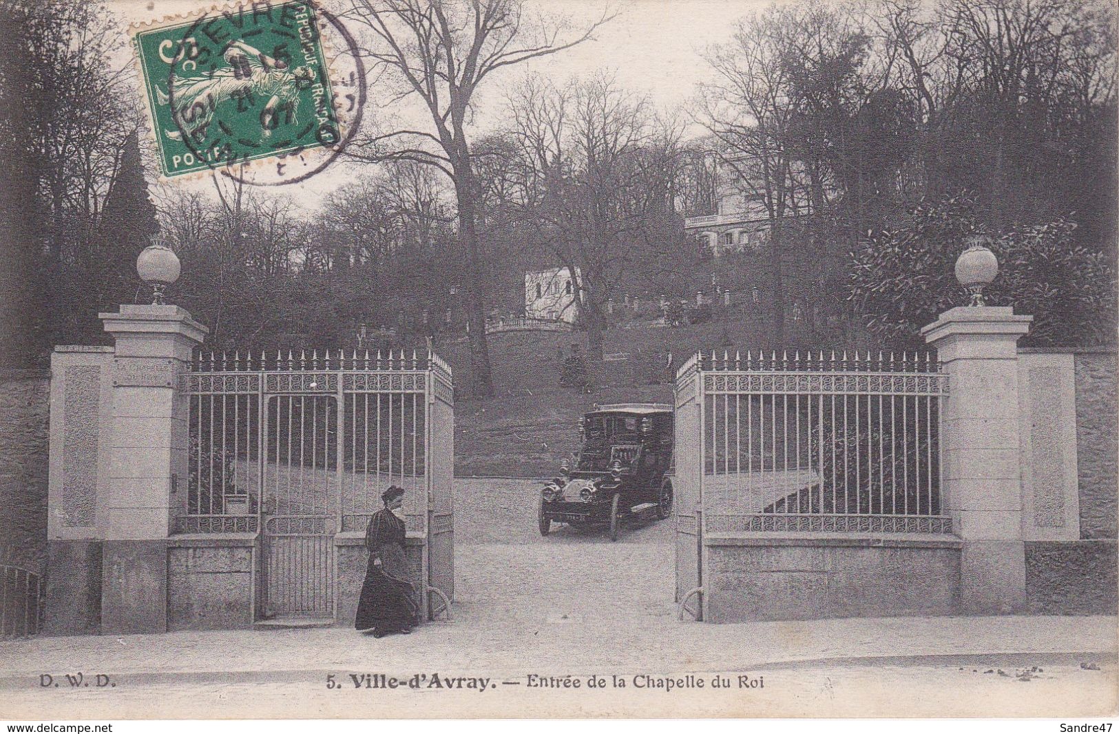 CPA (92)  VILLE-D'AVRAY.  Entrée De La Chapelle Du Roi, Animé, Voiture Ancienne. ..G226 - Ville D'Avray