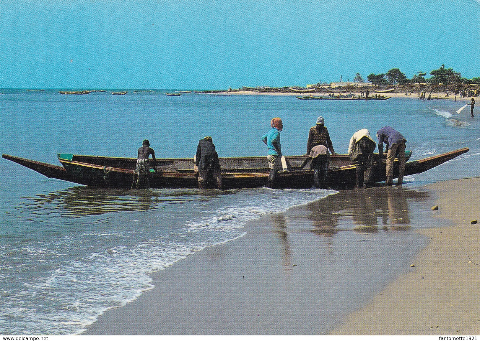 SENEGAL  RETOUR DE LA PECHE (dil319) - Sénégal