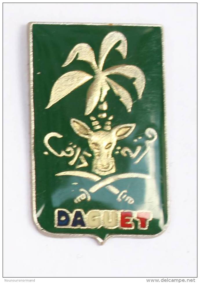 Pin's  DAGUET - Logo De L'opération - Palmier - Dattier - Sabres - G562 - Militaria