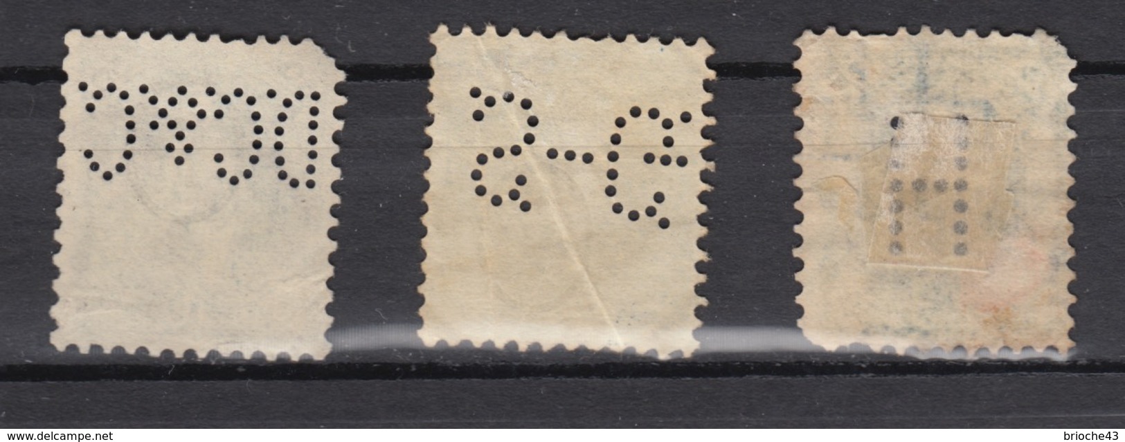 SUISSE - HELVETIA - LOT 3 STAMPS PERFINE / R 227 - Perforés