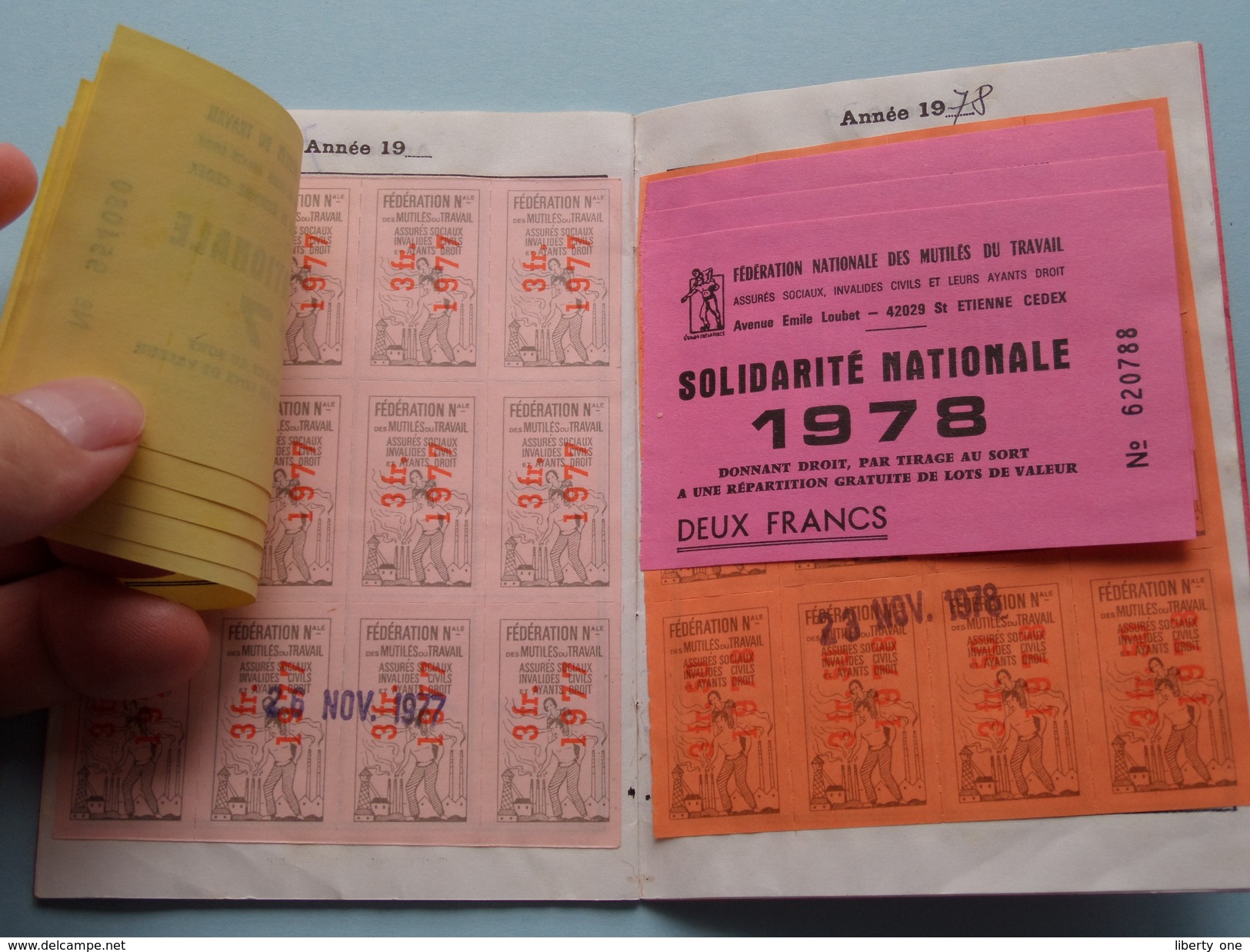 Carnet D'ADHERENT Adhésion Mutilé ou Assuré Social - Dép. CREUSE: Anno 1975/76/77/78/79 ( voir Photo detail svp ) !