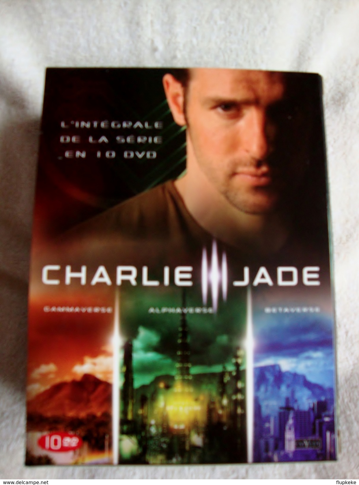 Dvd Zone 2 Charlie Jade - L'intégrale De La Série (2005) Vf+Vostfr - Séries Et Programmes TV