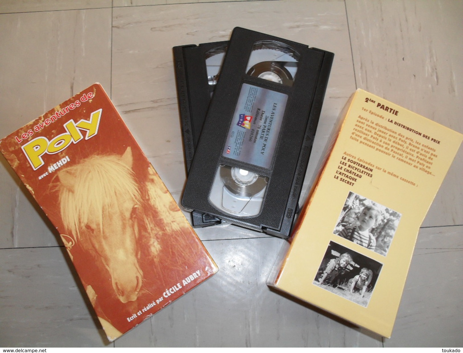 Coffret 2 Vidéo Cassettes K7 "les Aventures De Poly" - Enfants & Famille