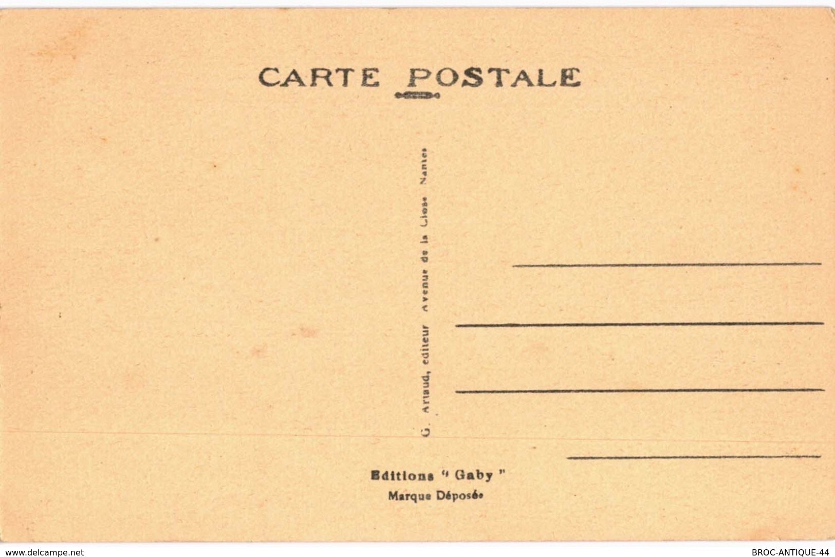 CPA N°4328 - LOT DE 2 CARTES DE MESQUER - INTERIEUR DE L' EGLISE - Mesquer Quimiac