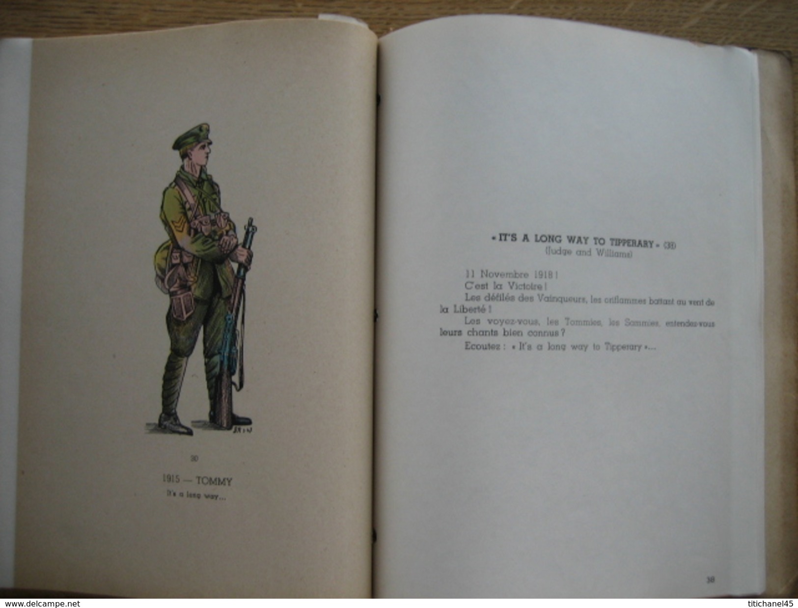 MARCHES MILITAIRES et CHANTS PATRIOTIQUES - 1948 - 55 pages illustrées de 41 planches hors-texte (Dr SERVAIS)