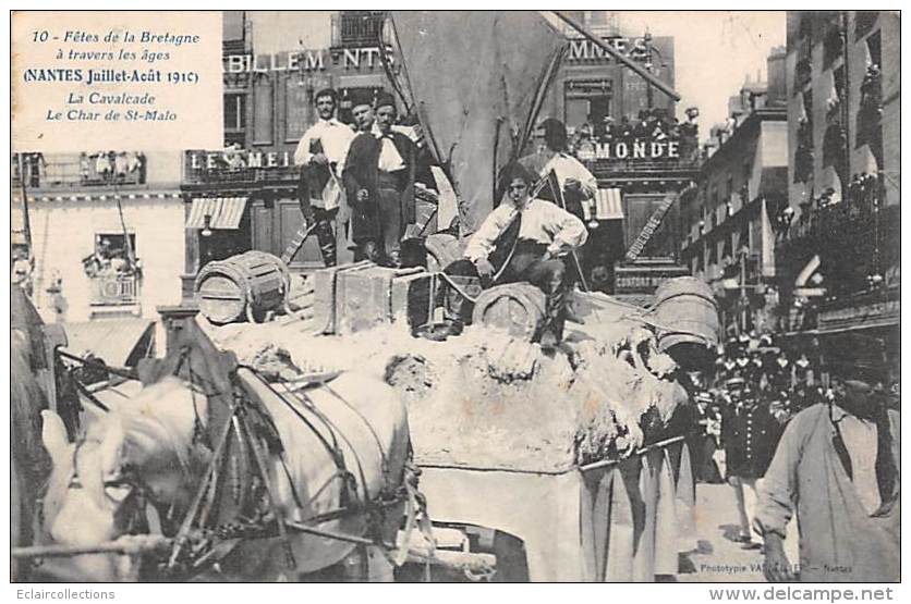 Saint Malo      35        Fête De La Bretagne  A Nantes. Char De Saint Malo      (voir Scan) - Saint Malo