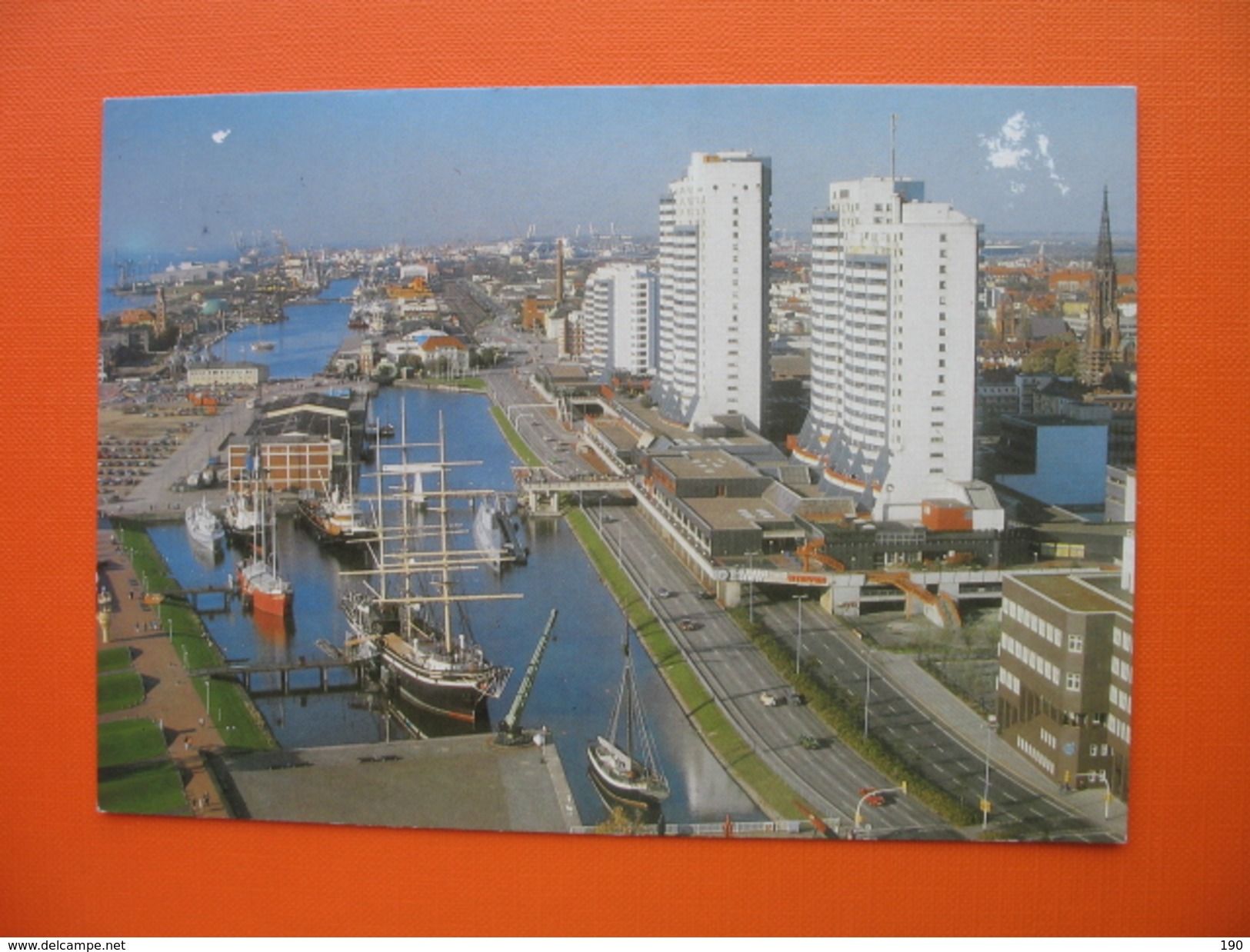 BREMERHAVEN.Museumshafen Und Columbus-Center - Bremerhaven