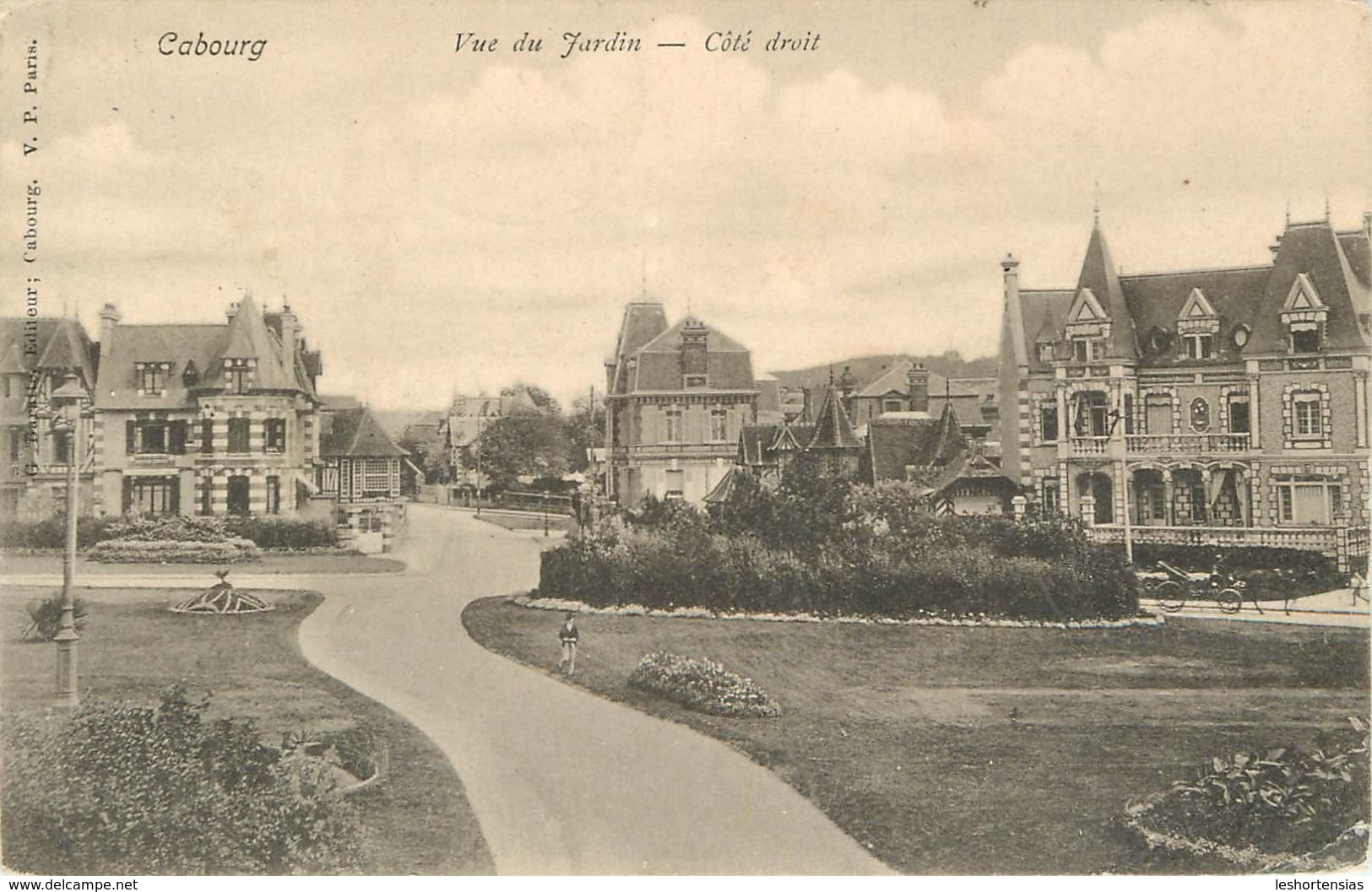 CABOURG VUE DU JARDIN COTE DROIT - Cabourg