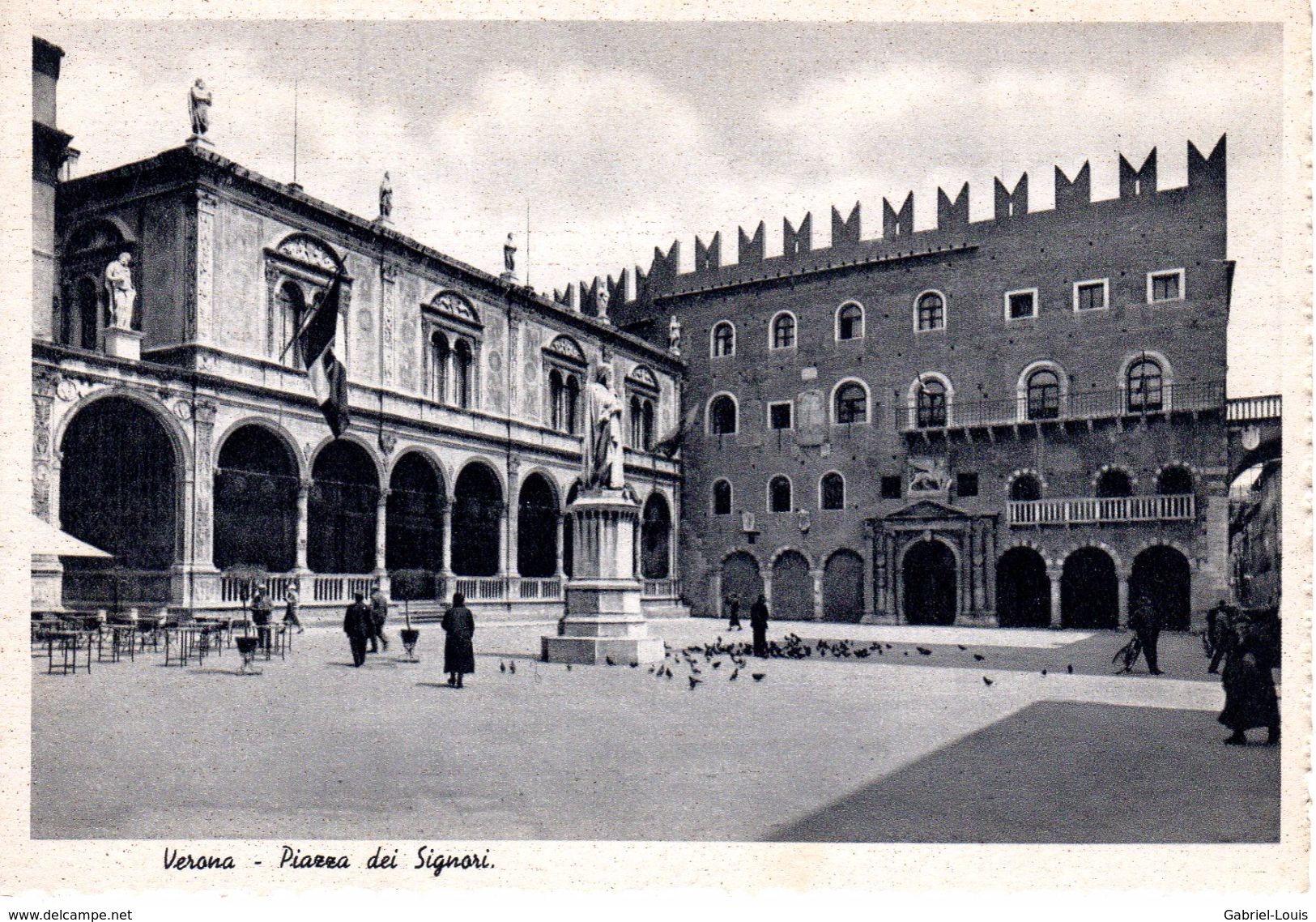 Verona - Piazza Dei Signori - Verona