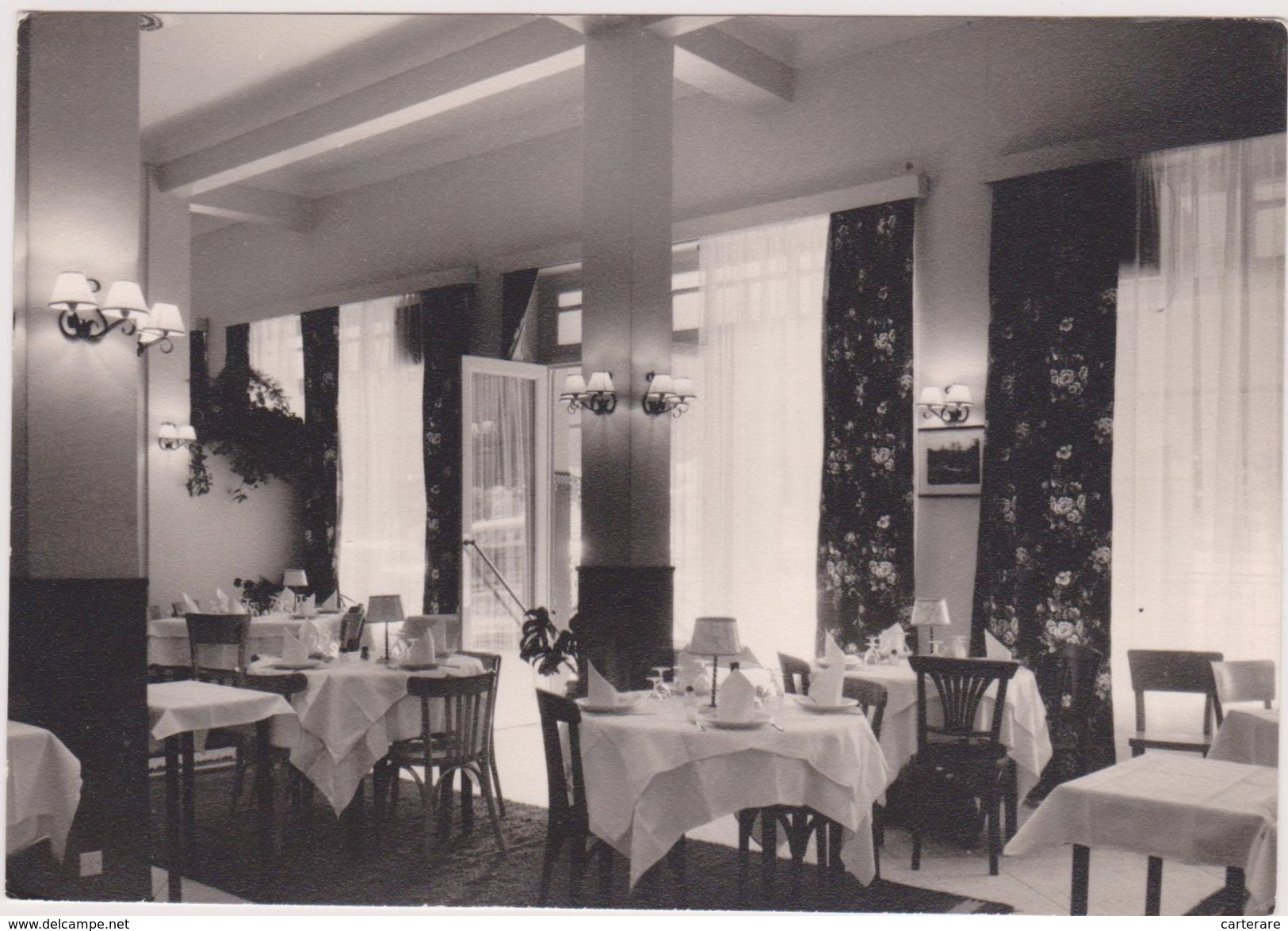 AFRIQUE,MARRAKECH,MURRAKUSH,restaurant  Des Ambassadeurs,avenue Mohammed,classe,politique,CARTE PHOTO BERTRAND - Marrakech