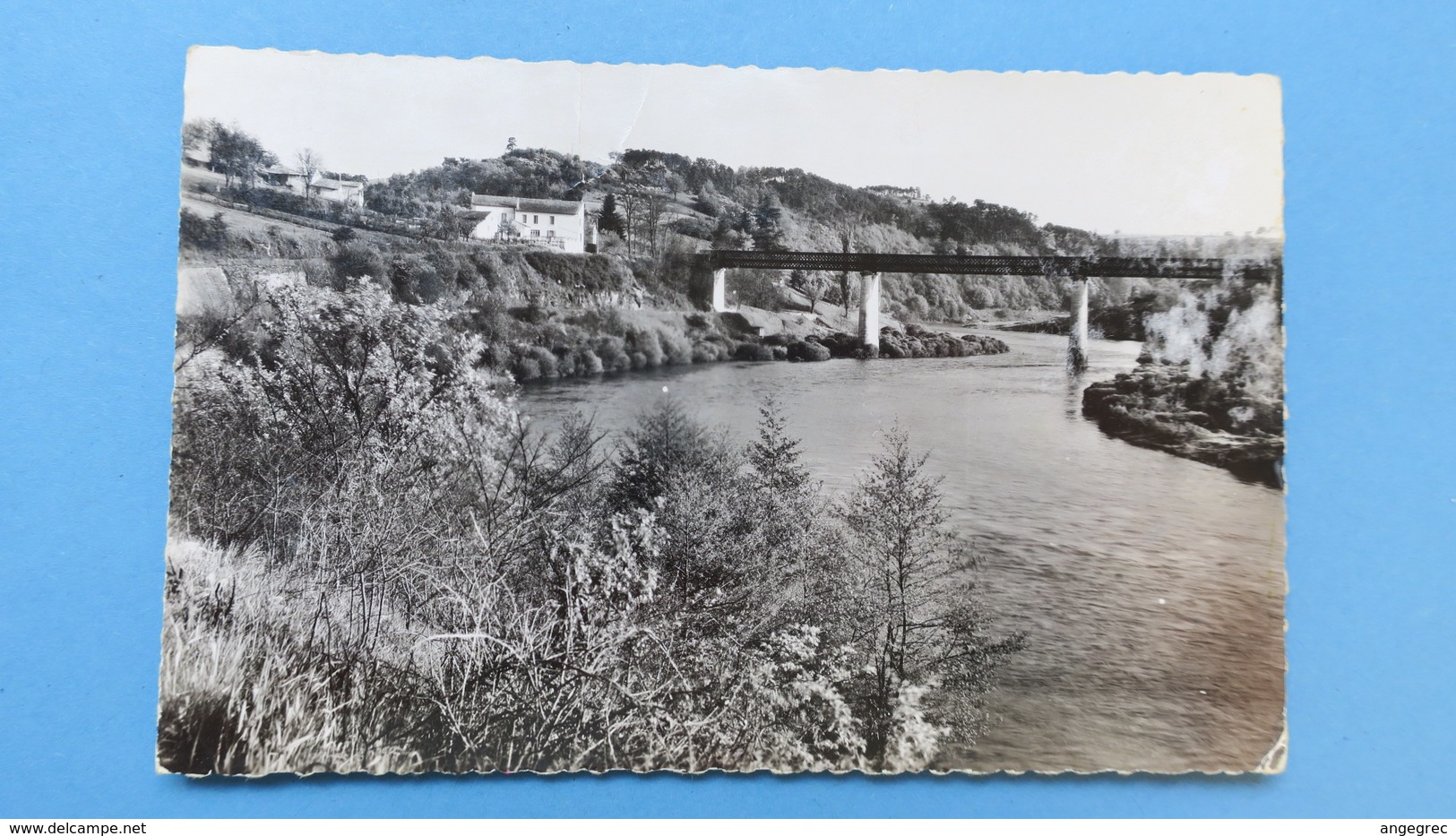 CPA   Les Gorges De La Loire  Le Pont De La Vourdiat - Autres & Non Classés