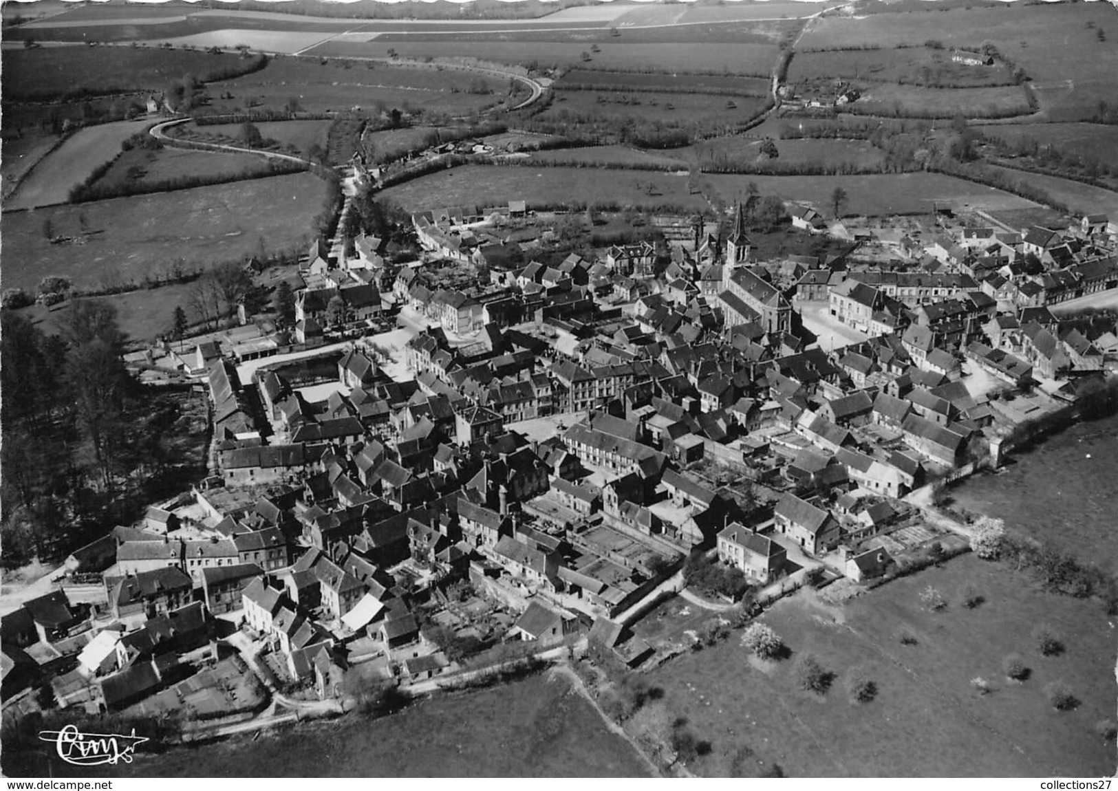 61-MOULINS-LAMARCHE- VUE GENERALE AERIENNE  ET ROUTE VERS ALENCON - Moulins La Marche