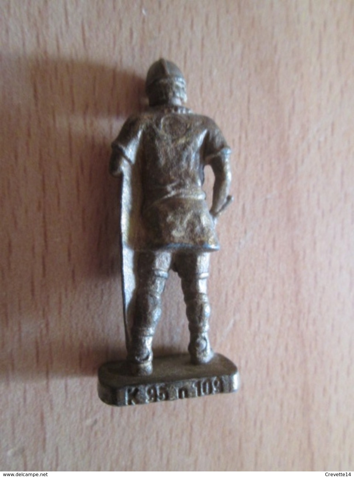 Figurine KINDER MONOBLOC METAL /  GUERRIER HUN 3 K95 N 109 - Metallfiguren