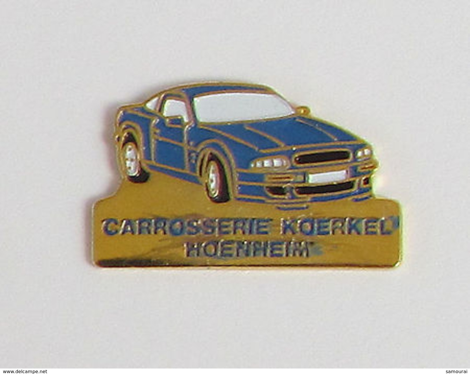 1 Pin's AUTOMOBILE - BMW - CAROSSERIE KOERKEL HOENHEIM (ALSACE 67) - BMW