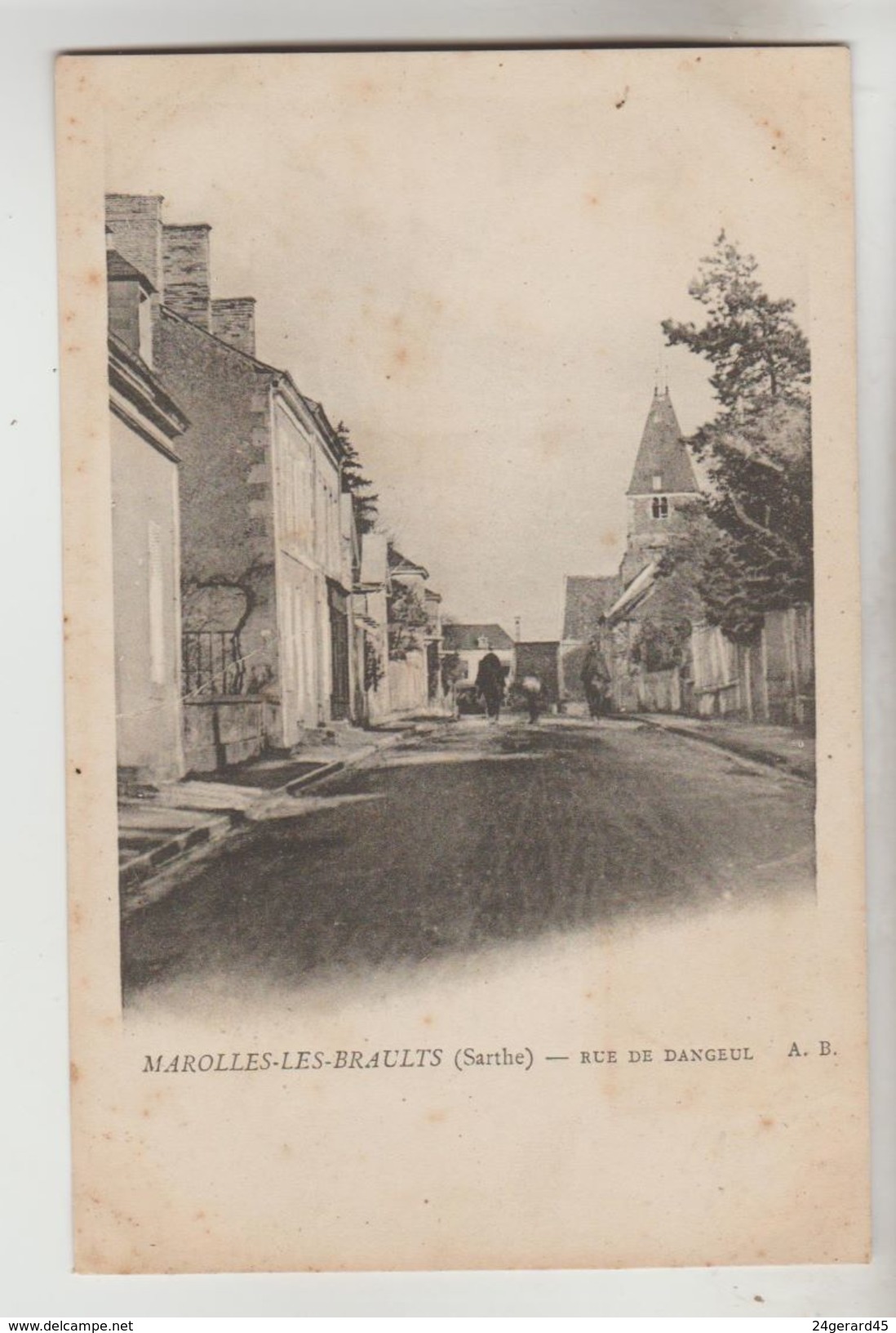 CPA MAROLLES LES BRAULTS (Sarthe) - Rue De Dangeul - Marolles-les-Braults