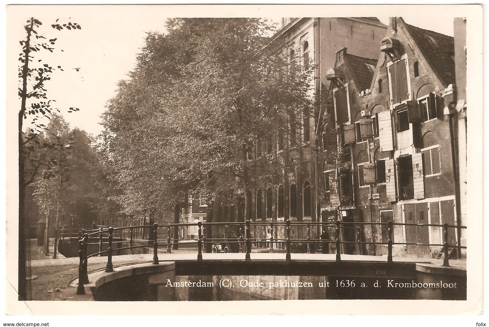 Amsterdam - Oude Pakhuizen Uit 1636 A. D. Kromboomsloot - 1951 - Amsterdam