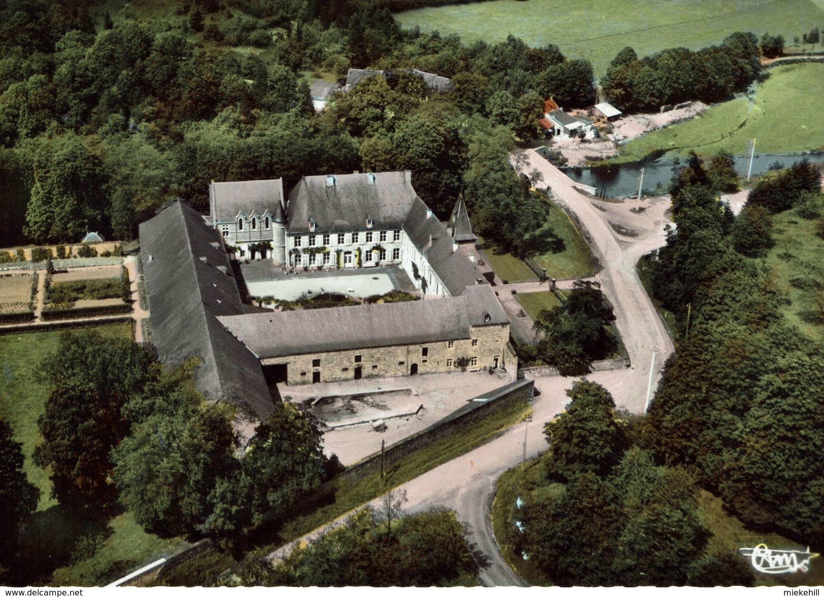 RESTEIGNE- LA LESSE ET LE CHATEAU FERME-VUE AERIENNE - Tellin