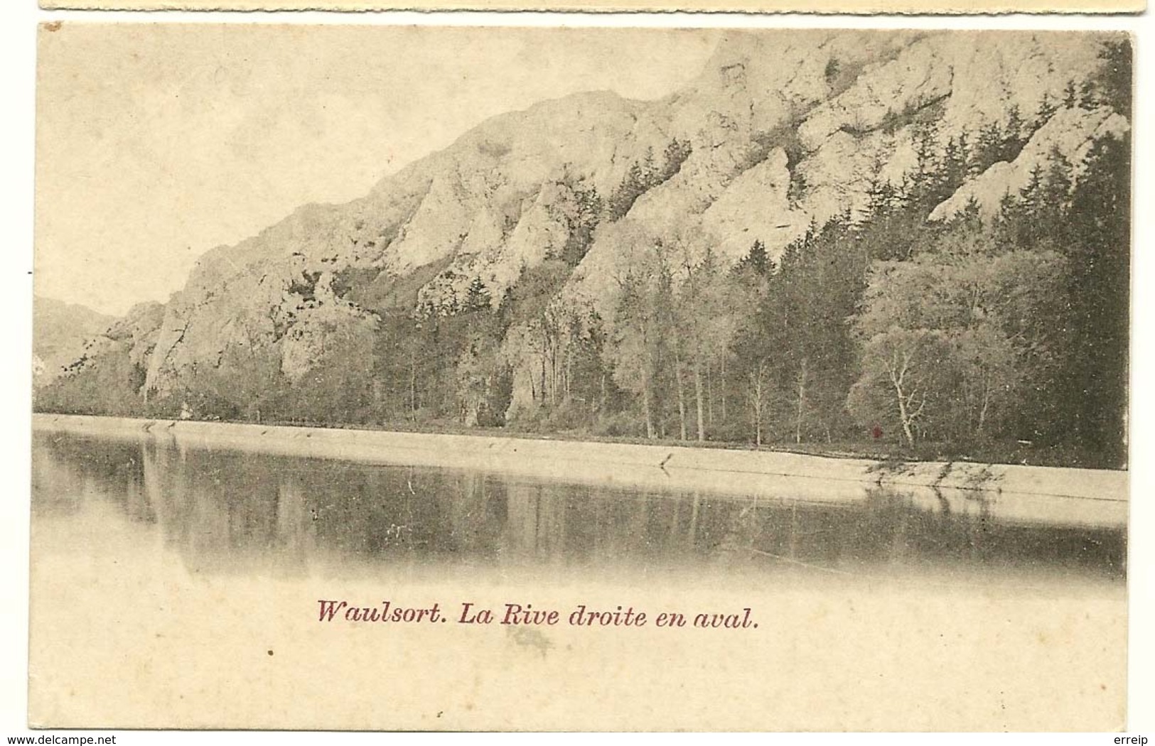 Waulsort La Rive Droite En Aval - Hastière