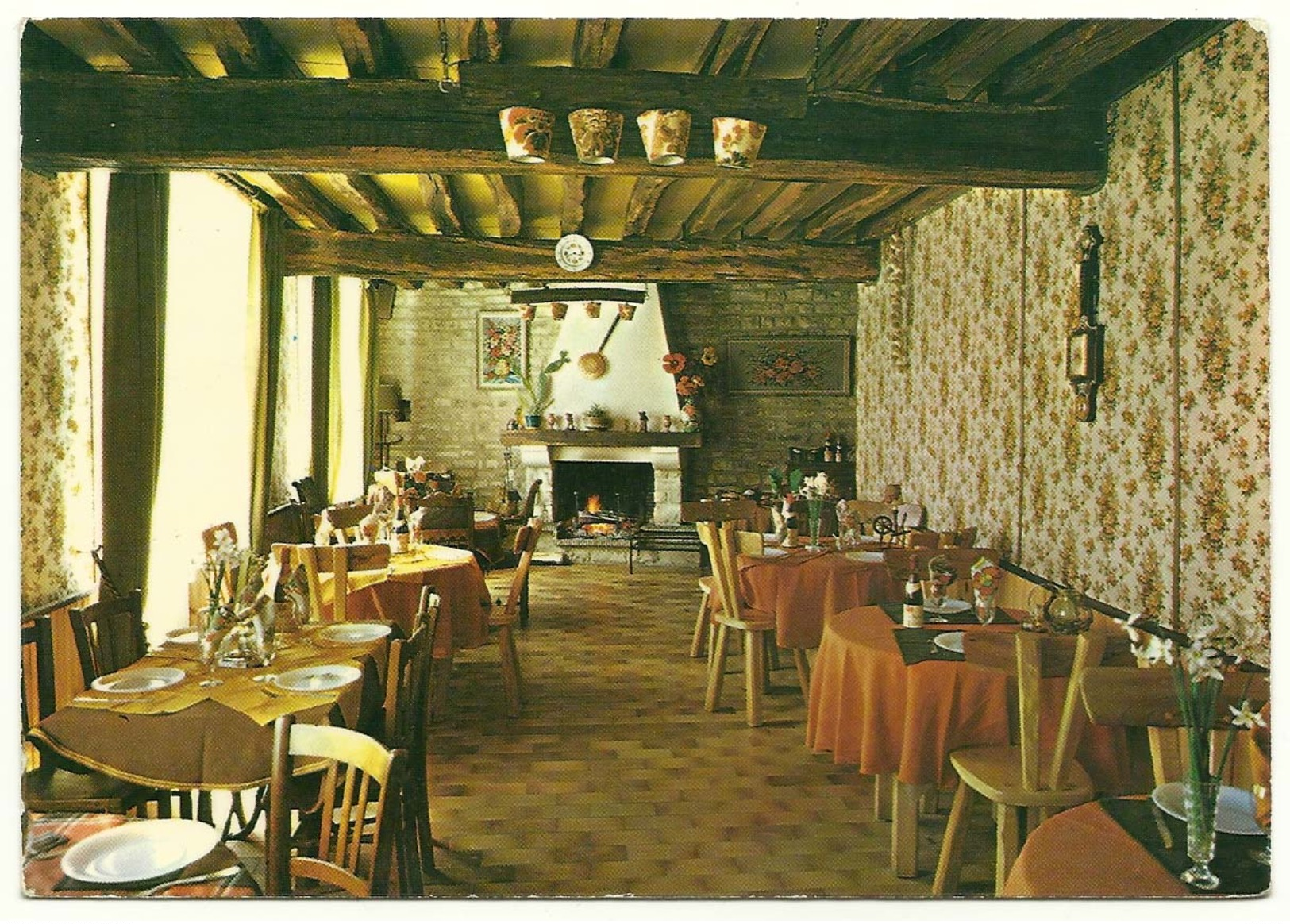 Accolay Hotel Restaurant De La Marine - Autres & Non Classés