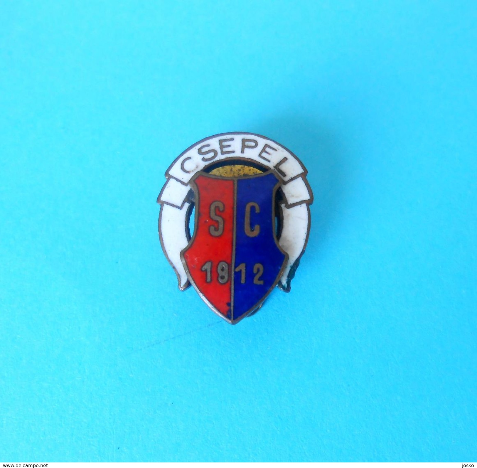 CSEPEL SC Budapest - Hungary Football Soccer Club Vintage Enamel Buttonhole Pin Badge Fussball Anstecknadel Distintivo - Football