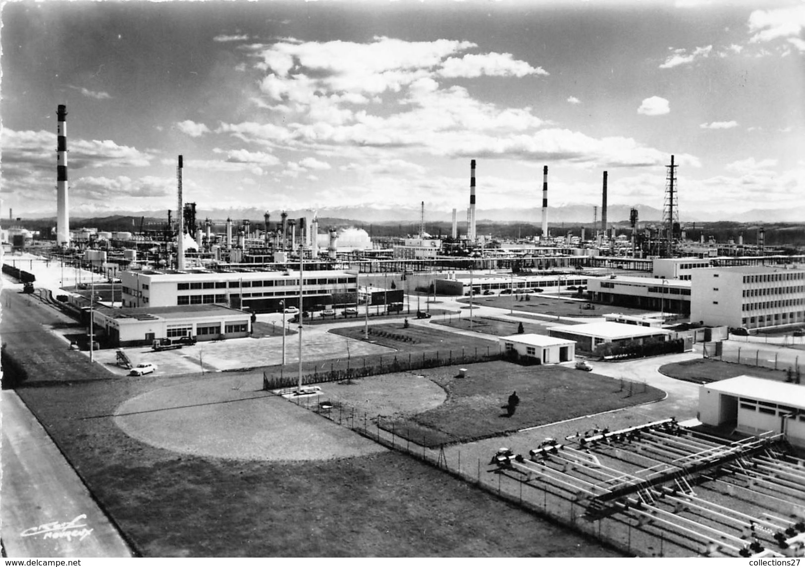 64-LACQ- STE NATIONALE DES PETROLES D'AQUITAINE  VUE GENERALE DE L'USINE - Lacq