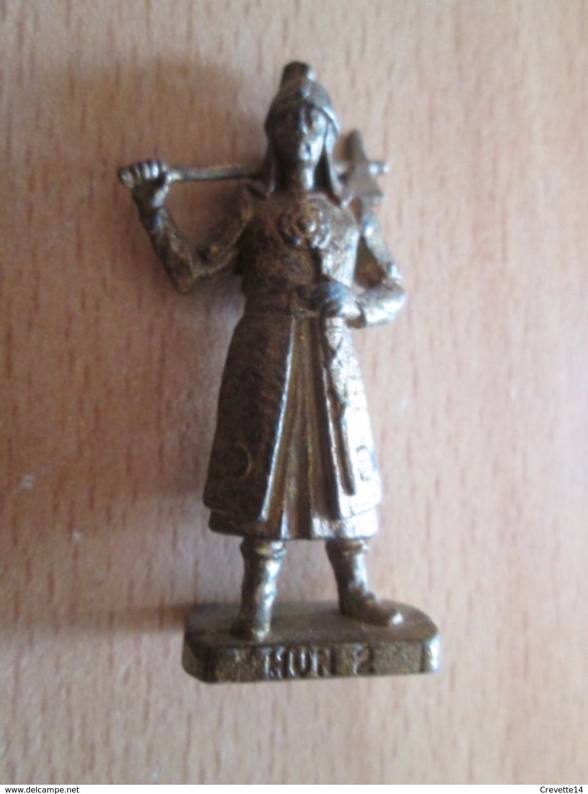Figurine KINDER MONOBLOC METAL /  GUERRIER HUN 2 K95 N 103 - Figurillas En Metal