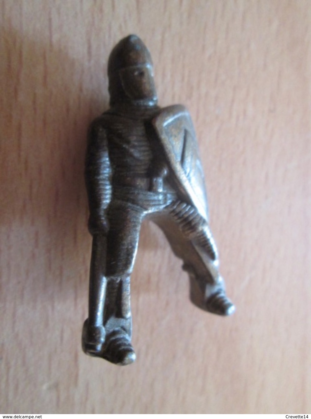 Figurine KINDER MONOBLOC METAL /  CAVALIER DU MOYEN AGE - Metallfiguren