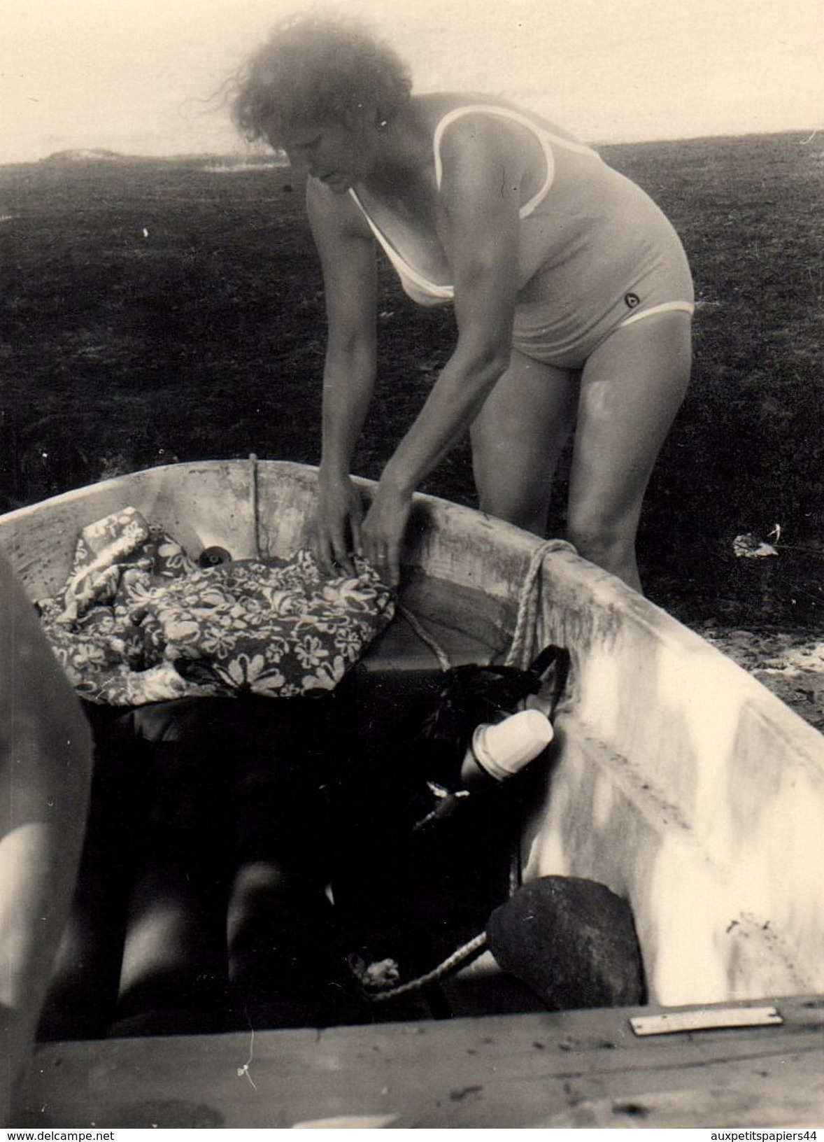 Photo Originale Baignade & Maillot De Bain, Dernier Préparatifs Avant D'embarquer Pour La Croisière ! - Pin-Ups