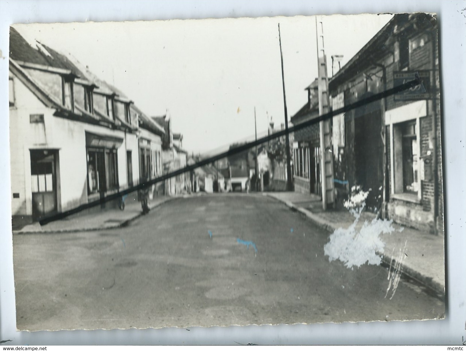 CPM  Abimée , Coupée - Thourotte -(Oise) - Rue Centrale - Thourotte